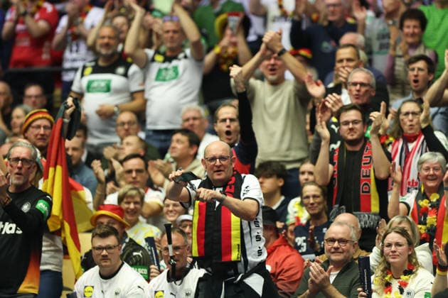 Deutschland - Spanien, EHF Handball EM 2026 Publikum. Deutsche Fans. Handball EHF Europameisterschaft, Länderspiel zwischen Deutschland und Spanien am 19. Januar 2026 in Herning (Dänemark)., Herning Dänemark Jyske Bank Boxen