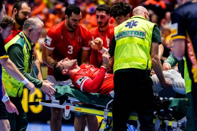 260119 Erekle Arsenashvili of Georgia in pain during the EHF European Handball Championship preliminary round match between Georgia and Sweden on January 19, 2026 in Malmö. Photo: Petter Arvidson BILDBYRAN kod PA PA1125 handball handboll handball handbolls-em 2026 georgien sverige sweden ehf european handball championship georgia bbeng skada Copyright: PETTERxARVIDSON BB260119PA213