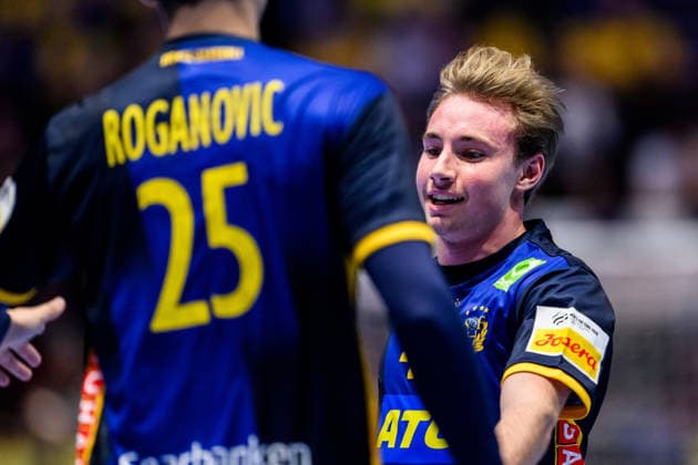 260119 Felix Montebovi of Sweden celebrates during the EHF European Handball Championship preliminary round match between Georgia and Sweden on January 19, 2026 in Malmö. Photo: Petter Arvidson BILDBYRAN kod PA PA1125 handball handboll handball handbolls-em 2026 georgien sverige sweden ehf european handball championship georgia bbeng jubel Copyright: PETTERxARVIDSON BB260119PA232