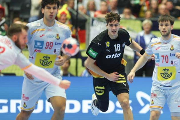 Deutschland - Spanien, EHF Handball EM 2026 Julian Köster (Deutschland, 18). Handball EHF Europameisterschaft, Länderspiel zwischen Deutschland und Spanien am 19. Januar 2026 in Herning (Dänemark)., Herning Dänemark Jyske Bank Boxen