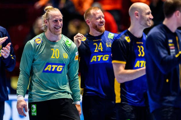 260119 Goalkeeper Mikael Appelgren and Jim Gottfridsson of Sweden celebrate after the EHF European Handball Championship preliminary round match between Georgia and Sweden on January 19, 2026 in Malmö. Photo: Petter Arvidson BILDBYRAN kod PA PA1125 handball handboll handball handbolls-em 2026 georgien sverige sweden ehf european handball championship georgia bbeng jubel Copyright: PETTERxARVIDSON BB260119PA259