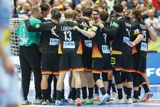 Deutschland - Spanien, EHF Handball EM 2026 Jubel der deutschen Mannschaft nach dem Sieg. Handball EHF Europameisterschaft, Länderspiel zwischen Deutschland und Spanien am 19. Januar 2026 in Herning (Dänemark)., Herning Dänemark Jyske Bank Boxen