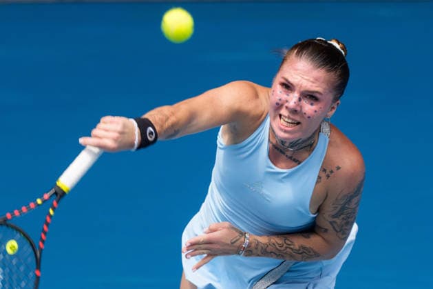 January 20, 2026: OLEKSANDRA OLIYNYKOVA of Ukraine in action against 9th seed MADISON KEYS of the USA on Margaret Court Arena in a Women s Singles 1st round match on day 3 of the 2026 Australian Open in Melbourne, Australia. KEYS won 76 61. Cal Media Melbourne Australia - ZUMAc04_ 20260120_faf_c04_007 Copyright: xSydneyxLowx