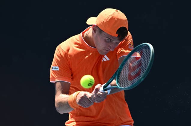 TENNIS AUSTRALIAN OPEN, Jakub Mensik of Czech Republic in action during the Men™s 1st round match against Pablo Carreno Bustaof Spain on day 3 of the 2026 Australian Open tennis tournament at Melbourne Park in Melbourne, Tuesday, January 20, 2026. ( NO ARCHIVING MELBOURNE VICTORIA AUSTRALIA  Copyright: xJOELxCARRETTx 20260120195950245486