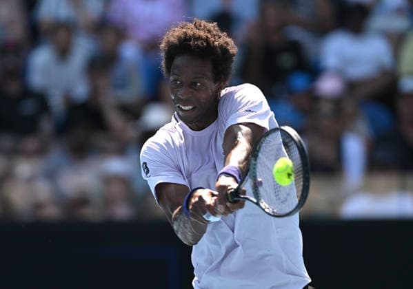 TENNIS AUSTRALIAN OPEN, Gael Monfils of France returns during the Men™s first round match against Dane Sweeny of Australia on day 3 of the 2026 Australian Open tennis tournament at Melbourne Park in Melbourne, Tuesday, January 20, 2026. ( NO ARCHIVING MELBOURNE VICTORIA AUSTRALIA  Copyright: xLUKASxCOCHx 20260120116613887204