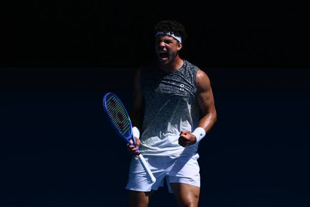 TENNIS AUSTRALIAN OPEN, Ben Shelton of USA celebrates during the Men™s 1st round match against Ugo Humbert of France on day 3 of the 2026 Australian Open tennis tournament at Melbourne Park in Melbourne, Tuesday, January 20, 2026. ( NO ARCHIVING MELBOURNE VICTORIA AUSTRALIA  Copyright: xJOELxCARRETTx 20260120168258498964