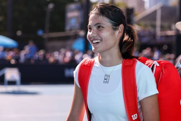 Emma Raducanu on the practice courts Australian Open tennis tournament, Day Three, Melbourne Park, Australia - 20 Jan 2026Melbourne Melbourne Park Victoria (VIC) Australia  Copyright: xEllaxLing Shutterstockx 16303003t