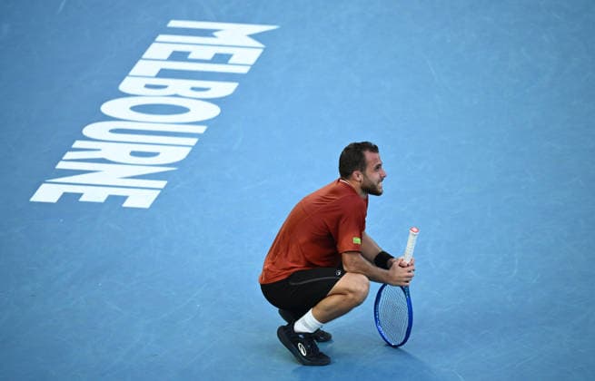 TENNIS AUSTRALIAN OPEN, Hugo Gaston of France reacts during the Men™s 1st round match against Jannik Sinner of Italy on day 3 of the 2026 Australian Open tennis tournament at Melbourne Park in Melbourne, Tuesday, January 20, 2026. ( NO ARCHIVING MELBOURNE VICTORIA AUSTRALIA  Copyright: xJOELxCARRETTx 20260120188353765859