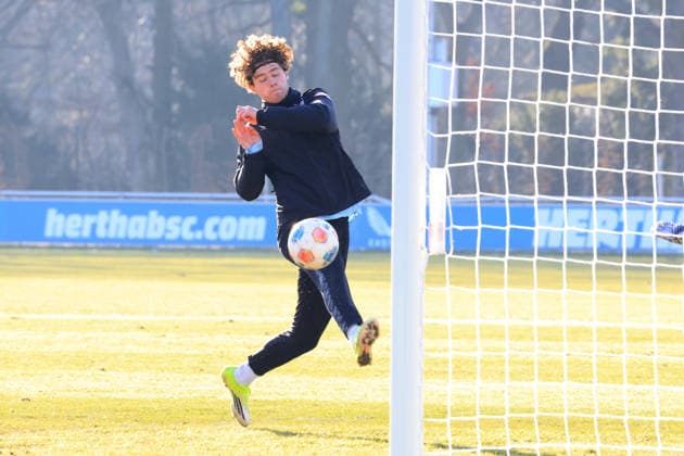 DEU, DFL, 2. FBL Hertha BSC, Training, 20.01.2026, Sportforum, Berlin, DEU, DFL, 2. FBL Hertha BSC, Training, im Bild Linus Gechter (Hertha BSC Berlin 44) DFL - regulations prohibit any use of Photographs as image sequences and or quasi-video