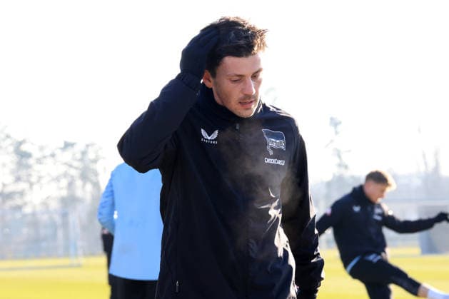 DEU, DFL, 2. FBL Hertha BSC, Training, 20.01.2026, Sportforum, Berlin, DEU, DFL, 2. FBL Hertha BSC, Training, im Bild Dawid Kownacki (Hertha BSC Berlin 9) DFL - regulations prohibit any use of Photographs as image sequences and or quasi-video