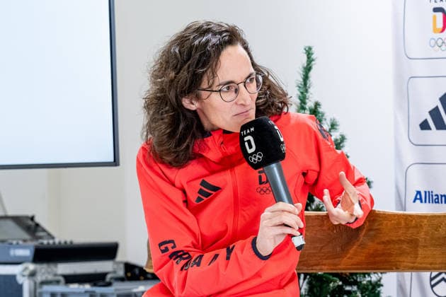 Eva Werthmann (Leiterin DOSB-Verbandskommunikation und Pressesprecherin) GER, Offizielle DOSB Olympia Nominierung Team Deutschland, Olympische Winterspiele Mailand Cortina 2026, Pressekonferenz, 20.01.2026. GER, Offizielle DOSB Olympia Nominierung Team Deutschland, Olympische Winterspiele Mailand Cortina 2026, Pressekonferenz, 20.01.2026. Muenchen *** Eva Werthmann Head of DOSB Association Communications and Press Officer GER, Official DOSB Olympic Nomination Team Germany, Olympic Winter Games Milan Cortina 2026, Press Conference, 20 01 2026 GER, Official DOSB Olympic Nomination Team Germany, Olympic Winter Games Milan Cortina 2026, Press Conference, 20 01 2026 Munich Copyright: xEibner-Pressefoto FranzxFeinerx EP_HFR