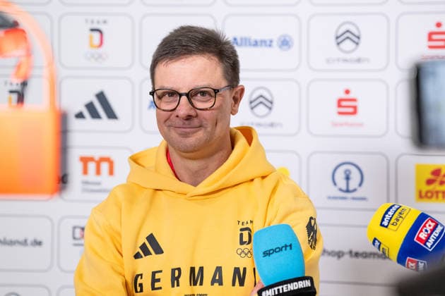 Olaf Tabor (DOSB-Vorstand Leistungssport und Chef de Mission Team Deutschland Mailand Cortina 2026) beim Interview Portrait Portraet GER, Offizielle DOSB Olympia Nominierung Team Deutschland, Olympische Winterspiele Mailand Cortina 2026, Pressekonferenz, 20.01.2026. GER, Offizielle DOSB Olympia Nominierung Team Deutschland, Olympische Winterspiele Mailand Cortina 2026, Pressekonferenz, 20.01.2026. Muenchen *** Olaf Tabor DOSB Director of Competitive Sports and Chef de Mission Team Germany Milan Cortina 2026 at the interview Portrait Portraet GER, Official DOSB Olympic Nomination Team Germany, Olympic Winter Games Milan Cortina 2026, Press conference, 20 01 2026 GER, Official DOSB Olympic Nomination Team Germany, Olympic Winter Games Milan Cortina 2026, Press conference, 20 01 2026 Munich Copyright: xEibner-Pressefoto FranzxFeinerx EP_HFR