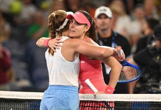 TENNIS AUSTRALIAN OPEN, Maddison Inglis of Australia (left) reacts with Kimberly Birrell of Australia after winning the Womens 1st round match on day 3 of the 2026 Australian Open tennis tournament at Melbourne Park in Melbourne, Tuesday, January 20, 2026. ( NO ARCHIVING MELBOURNE VICTORIA AUSTRALIA  Copyright: xLUKASxCOCHx 20260121155319912840