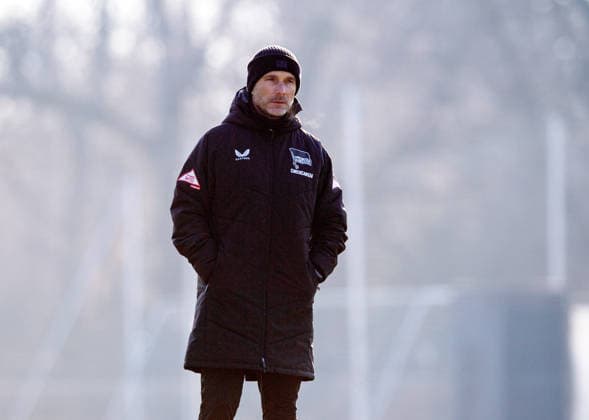 Fussball, Herren, Saison 2025 26, 2. Bundesliga, Hertha BSC, Training, Trainer Stefan Leitl (Hertha BSC), 20.01. 2026,