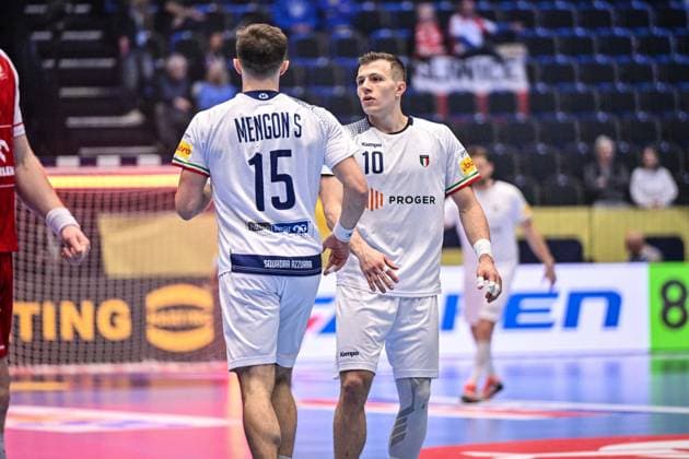 ALTRO - Pallamano - Men s EHF Euro 2026 - Poland vs Italy Simone Mengon of Italy, Marco Mengon of Italy during Men s EHF Euro 2026 - Poland vs Italy, Handball match in Kristianstad, Sweden, January 20 2026 Kristianstad Sweden  Copyright: xIPAxSport ABACAx