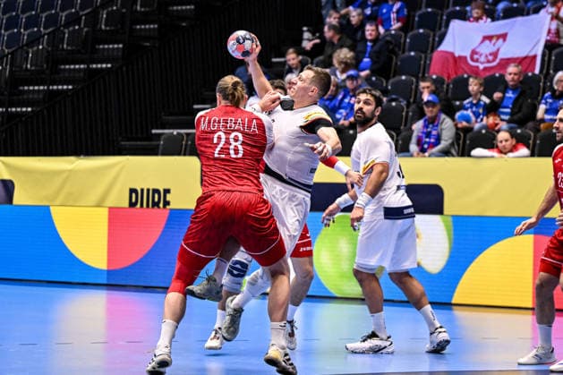 ALTRO - Pallamano - Men s EHF Euro 2026 - Poland vs Italy Simone Mengon of Italy during Men s EHF Euro 2026 - Poland vs Italy, Handball match in Kristianstad, Sweden, January 20 2026 Kristianstad Sweden  Copyright: xIPAxSport ABACAx