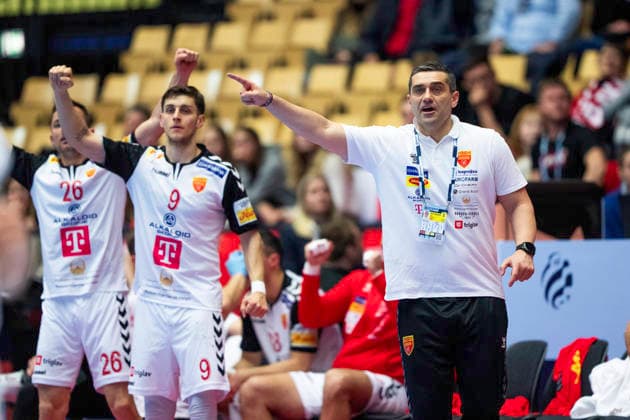 EHF Handball European Championship, EM, Europameisterschaft North Macedonia - Romania North Macedonia s national coach Kiril Lazarov reacts during the men s handball match between North Macedonia and Romania in EHF Euro 2026 group B at Jyske Bank Boxen in Herning on Tuesday, January 20, 2026. (Photo: Bo Amstrup Ritzau Scanpix) , Herning Denmark Mors Copyright: BoxAmrstrupx xRitzauxScanpix BoxAmstrupx spdk20260120-195135-L
