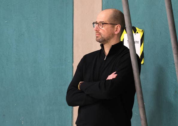 20.01.2026, Deutschland, Asperg, Handball TVB Stuttgart vs. HBW Balingen-Weilstetten, TVB Sportdirektor Jürgen Schweikardt