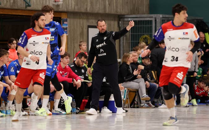 20.01.2026, Deutschland, Asperg, Handball TVB Stuttgart vs. HBW Balingen-Weilstetten, TVB Trainer Misha Kauffmann