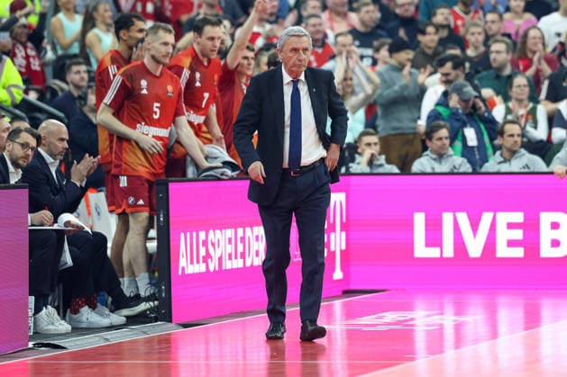 Svetislav Pesic (FC Bayern Basketball, Chef-Trainer), GER, FC Bayern Basketball vs. Partizan Mozzart Bet Belgrad, Basketball, Euroleague, 23. Spieltag, Saison 2025 2026, 20.01.2026, GER, FC Bayern Basketball vs. Partizan Mozzart Bet Belgrad, Basketball, Euroleague, 23. Spieltag, Saison 2025 2026, 20.01.2026 Muenchen Copyright: xEibner-Pressefoto JennixMaulx EP_JML