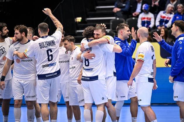 Giacomo Jack Savini of Italy, Simone Mengon of Italy during Men s EHF Euro 2026 - Poland vs Italy, Handball match in Kristianstad, Sweden, January 20 2026  Copyright: xLuigixCanu IPAxSportx xipa-agency.netx xx IPA_70338626 IPA_Agency_IPA70338626