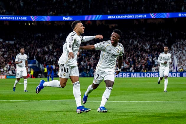 Real Madrid C.F. v AS Monaco - UEFA Champions League 2025 26 League Phase MD7 Kylian Mbappe of Real Madrid (L) celebrates his goal with Vinicius Junior of Real Madrid (R) during the UEFA Champions League 2025 26 League Phase MD7 match between Real Madrid C.F. and AS Monaco at Estadio Santiago Bernabeu on January 20, 2026 in Madrid, Spain. Madrid Estadio Santiago Bernabeu Madrid Spain Copyright: xAlbertoxGardinx AGardin_20260120_Foot_Champ_ReaMad_Mon_0658