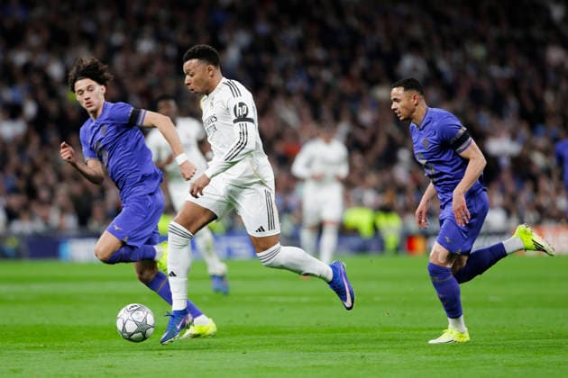 UEFA champions league - Real Madrid vs AS Monaco MADRID, SPAIN - January 20:Kylian Mbappe of Real Madrid in action during the UEFA champions league 2025 26 match between Real Madrid and AS Monaco at Santiago Bernabeu Stadium. (Photo by Guille Martinez f22photo) Madrid Santiago Bernabeu Stadium Spain Copyright: xGuillermoxMartinezx