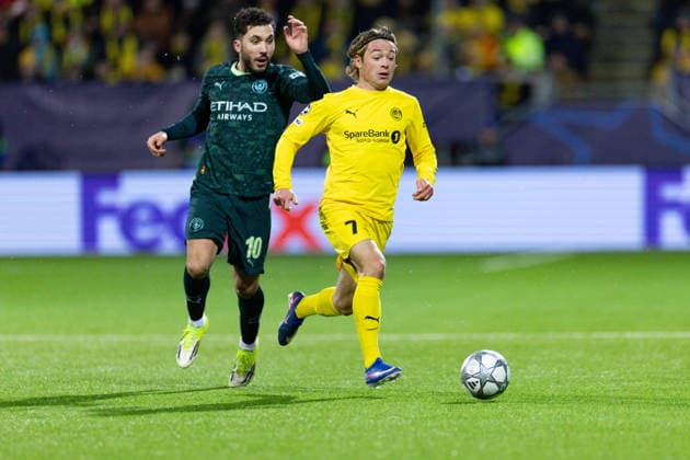 Patrick Berg (7 Bodo Glimt) controls the ball during the UEFA Champions League football match between Bodo Glimt and Manchester City at Aspmyra in Bodo, Norway. Copyright: xAnexFrosakerx xSPPx Sportspressphoto_SPR83615