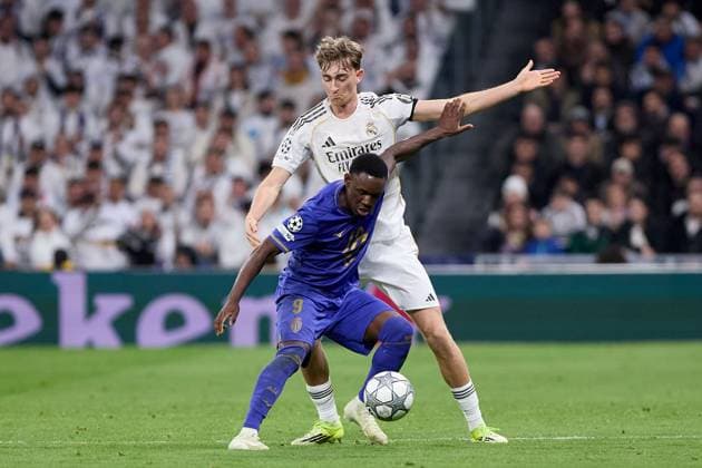 Folarin Balogun of AS Monaco FC and Dean Huijsen of Real Madrid CF Real Madrid v AS Monaco, UEFA Champions League, Group Stage, Football, Estadio Bernabeu, Madrid, Spain - 20 Jan 2026Madrid Estadio Bernabeu Spain EDITORIAL USE ONLY No use with unauthorised audio, video, data, fixture lists, club league logos or live services. Online in-match use limited to 120 images, no video emulation. No use in betting, games or single club league player publications. Copyright: xRubenxAlbarran Shutterstockx 16374322bj