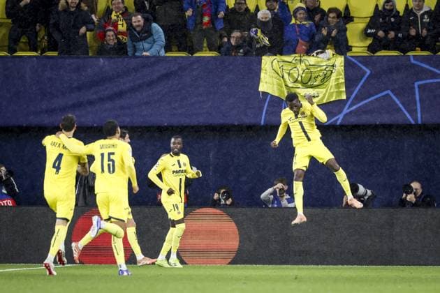 VILLARREAL - (l-r) Rafa Marin of Villarreal CF, Santiago Mourino of Villarreal CF, Nicolas PÃ pÃ of Villarreal CF and Tani Oluwaseyi of Villarreal CF celebrate the 1-0 against Tani Oluwaseyi of Villarreal CF during the UEFA Champions League match between Villarreal CF and AFC Ajax at Estadio de la Ceramic on January 20, 2026 in Villarreal, Spain. BAS CZERWINSKI ANP UEFA Champions League 2025 26 League Phase MD7 2025-2026 xVIxANPxSportx xxANPxIVx 548106691 originalFilename: 548106691.jpg