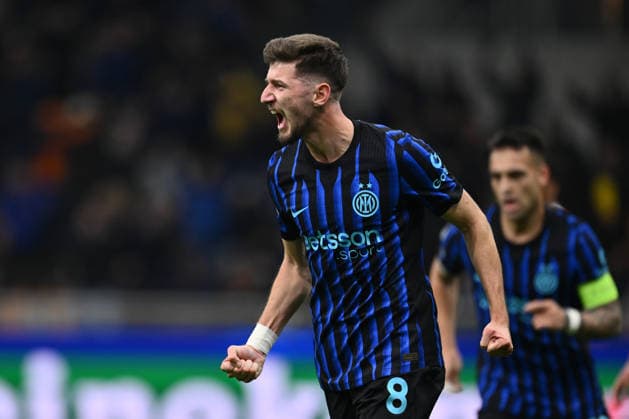 Petar Sucic of F.C. Inter celebrates after scoring the goal of 1-1 during the UEFA Champions League phase day 7 football match between F.C. Inter and Arsenal F.C. at the San Siro Stadium on January 20, 2026 in Milan, Italy.  Copyright: xDomenicoxCippitelli IPAxSportx xipa-agency.netx xx IPA_70342448 IPA_Agency_IPA70342448