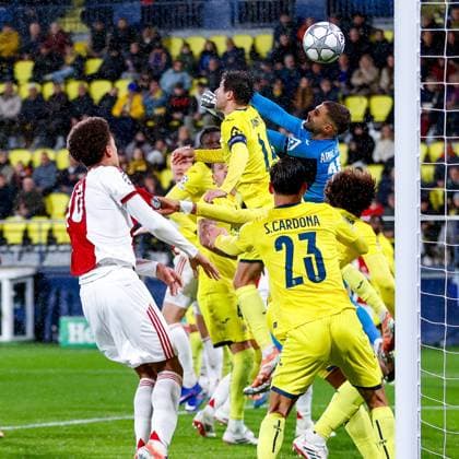 VILLARREAL , 20- 01-2026 , Estadio de la Ceramica, Season 2025 2026, UEFA Champions League match between Villarreal and Ajax. Picture shows Ajax player Oscar Gloukh scored 1-1 Villarreal - Ajax  x200956936x Copyright:
