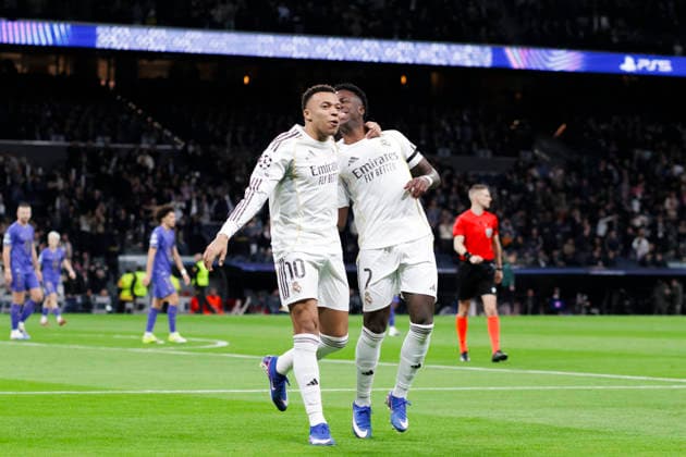 UEFA champions league - Real Madrid vs AS Monaco MADRID, SPAIN - January 20:Kylian Mbappe of Real Madrid and Vinicius Jr of Real Madrid celebrates a goal during the UEFA champions league 2025 26 match between Real Madrid and AS Monaco at Santiago Bernabeu Stadium. (Photo by Guille Martinez f22photo) Madrid Santiago Bernabeu Stadium Spain Copyright: xGuillermoxMartinezx