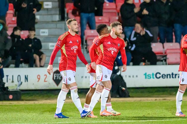 Salford City v Swindon Town - Emirates FA Cup Third Round Ryan Graydon of Salford City FC celebrates scoring his side s first goal with his teammates during the Emirates FA Cup Third Round match between Salford City and Swindon Town at The Peninsula Stadium in Salford, on January 20, 2026. Salford Lancashire United Kingdom  Copyright: xMIxNewsx originalFilename:fletcher-salfordc260120_npbrP.jpg