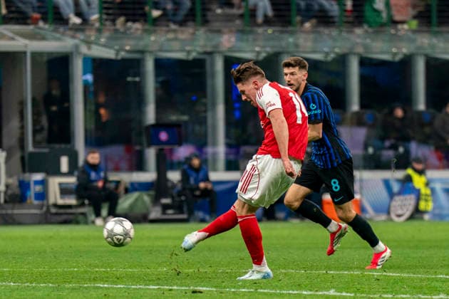 Inter Milan v Arsenal, UEFA Champions League Arsenal forward Viktor Gyökeres (14) scores a GOAL 1-3 and celebrates during the Inter Milan v Arsenal UEFA Champions League match at the San Siro Stadium, Milan, Italy on 20 January 2026 Credit: Alex Young Every Second Media Editorial use only. All images are copyright Every Second Media Limited. No images may be reproduced without prior permission. Copyright: xIMAGO EveryxSecondxMediax ESM-1766-0055 AlexxYoungx xEveryxSecondxMediax
