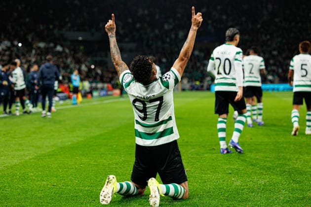 Luis Suarez seen celebrating after scoring goal during UEFA Champions League game between teams of Sporting CP and Paris Saint-Germain at Estadio Jose Alvalade (Maciej Rogowski Ball Raw Images) Lisbon Estadio Jose Alvalade Portugal Copyright: xMaciejxRogowskix maciejrogwski_sporting_psg_2526-26