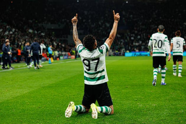 Luis Suarez seen celebrating after scoring goal during UEFA Champions League game between teams of Sporting CP and Paris Saint-Germain at Estadio Jose Alvalade (Maciej Rogowski Ball Raw Images) Lisbon Estadio Jose Alvalade Portugal Copyright: xMaciejxRogowskix maciejrogwski_sporting_psg_2526-28
