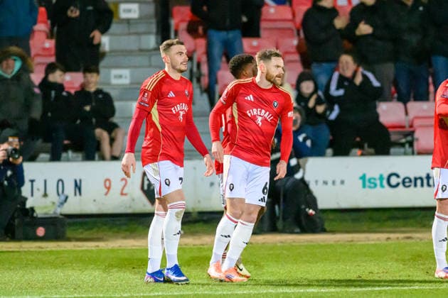 Salford City v Swindon Town - Emirates FA Cup Third Round Ryan Graydon of Salford City FC celebrates scoring his side s first goal with his teammates during the Emirates FA Cup Third Round match between Salford City and Swindon Town at The Peninsula Stadium in Salford, on January 20, 2026. Salford Lancashire United Kingdom  Copyright: xMIxNewsx originalFilename:fletcher-salfordc260120_npYN0.jpg