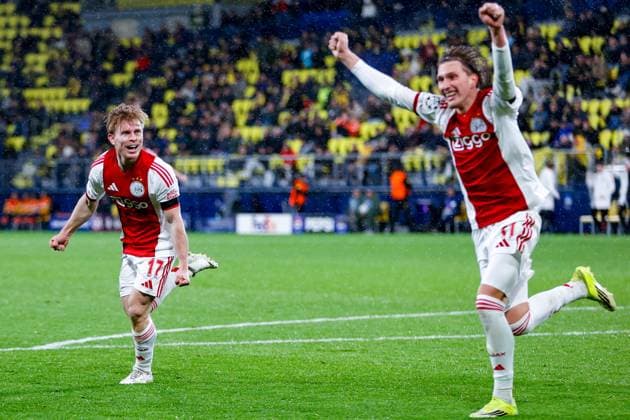 VILLARREAL , 20- 01-2026 , Estadio de la Ceramica, Season 2025 2026, UEFA Champions League match between Villarreal and Ajax. Picture shows Ajax player Oliver Edvardsen scores the 1-2 and celebrates Villarreal - Ajax  x200957940x Copyright: