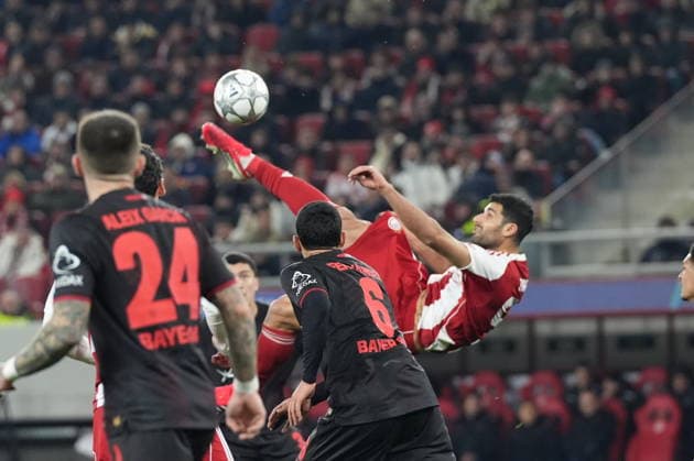 UEFA Champions League, Olympiacos FC vs Bayer 04 Leverkusen - Mehdi Taremi of Olympiacos in action during the UEFA Champions League league phase matchday 7 soccer match betweenOlympiacos and Leverkusen held at Georgios Karaiskakis Stadium in Piraeus, Greece, 20 January 2025. IMAGO ONE INCH PRODUCTIONS PIRAEUS Greece Copyright: xOnexInchxProductionsx 6819282