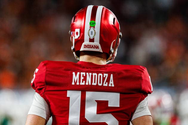 January 19, 2026: Indiana quarterback Fernando Mendoza (15) during NCAA, College League, USA football game action between the Miami Hurricanes and the Indiana Hoosiers at Hard Rock Stadium in Miami Gardens, Florida. CSM. Miami Gardens United States of America - ZUMAc04_ 20260119_zma_c04_372 Copyright: xJohnxMersitsx