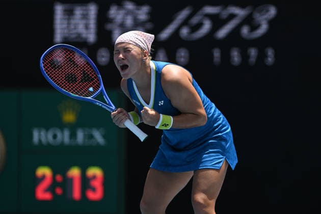TENNIS AUSTRALIAN OPEN, Diana Shnaider of Russia celebrates her win over Talia Gibson of Australia on day 4 during the 2026 Australian Open tennis tournament at Melbourne Park in Melbourne, Wednesday, January 21, 2026. ( NO ARCHIVING MELBOURNE VICTORIA AUSTRALIA  Copyright: xLUKASxCOCHx 20260121186859286414