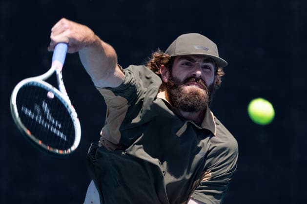 January 21, 2026: REILLY OPELKA of the USA in action against 14th seed ALEJANDRO DAVIDOVICH FOKINA of Spain on KIA Arena in a Men s Singles 2nd round match on day 4 of the 2026 Australian Open in Melbourne, Australia. Cal Media Melbourne Australia - ZUMAc04_ 20260121_faf_c04_007 Copyright: xSydneyxLowx