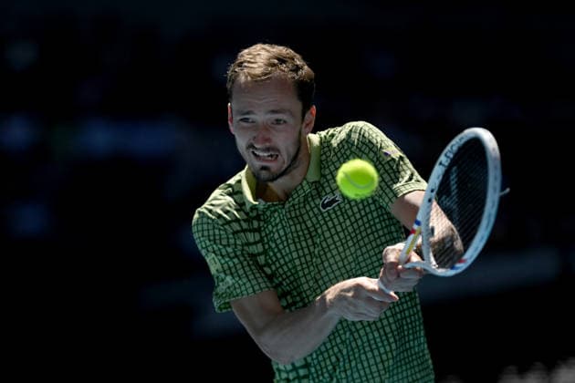TENNIS AUSTRALIAN OPEN, Daniil Medvedev of Russia in action during the Men™s 2nd round match against Quentin Halys of France on day 4 of the 2026 Australian Open tennis tournament at Melbourne Park in Melbourne, Wednesday, January 21, 2026. ( NO ARCHIVING MELBOURNE VICTORIA AUSTRALIA  Copyright: xLUKASxCOCHx 20260121174581979567