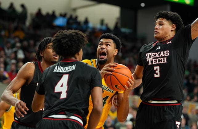 January 20, 2026, Waco, Texas, USA: Baylor center CADEN POWELL (44) looks for a shot against Texas Tech forward JT TOPPIN (15), guard CHRISTIAN ANDERSON (4) and forward LEJUAN WATTS (3) during a college basketball game between the Baylor Bears and the Texas Tech Red Raiders on January 20, 2026 in Waco, Texas. Texas Tech won, 92-73. Waco USA - ZUMAc201 20260120_zap_c201_021 Copyright: xScottxColemanx