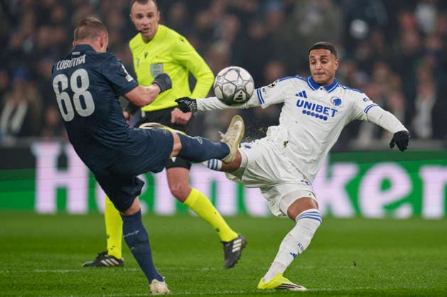 DENMARK: Champions League: FC Copenhagen - S.S.C. Napoli DENMARK: Champions League: FC Copenhagen - S.S.C. Napoli FCK s Mohamed Elyounoussi and SSC Napoli s Stanislav Lobotka during the Champions League match between FC Copenhagen and S.S.C. Napoli at Parken in Copenhagen on Tuesday, January 20, 2025. Photo: Liselotte Sabroe Ritzau Scanpix , Copenhagen Denmark