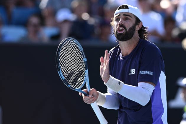 TENNIS AUSTRALIAN OPEN, Jordan Thompson of Australia reacts during the Men™s 2nd round match against Nuno Borges of Portugal on day 4 of the 2026 Australian Open tennis tournament at Melbourne Park in Melbourne, Wednesday, January 21, 2026. ( NO ARCHIVING MELBOURNE VICTORIA AUSTRALIA  Copyright: xJOELxCARRETTx 20260121181382686750