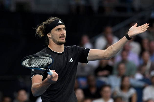 TENNIS AUSTRALIAN OPEN, Alexander Zverev of Germany reacts during the Men™s 2nd round match against Alexandre Muller of France on day 4 of the 2026 Australian Open tennis tournament at Melbourne Park in Melbourne, Wednesday, January 21, 2026. ( NO ARCHIVING MELBOURNE VICTORIA AUSTRALIA  Copyright: xJAMESxROSSx 20260121129518353451