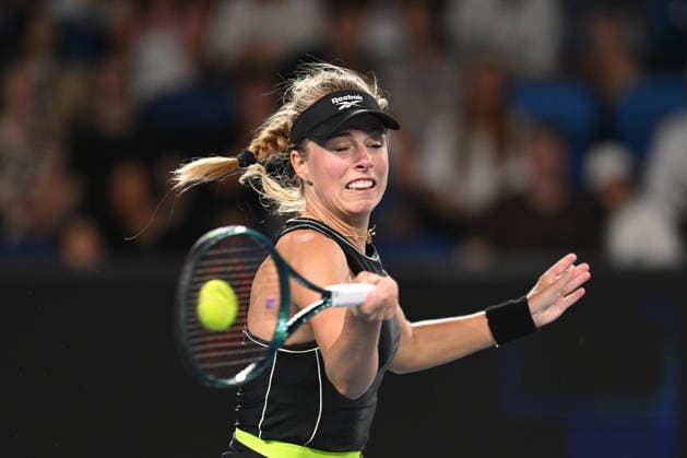 TENNIS AUSTRALIAN OPEN, Magdalena Frech of Poland during the Women™s 2nd round match against Jasmine Paolini of Italy on day 4 of the 2026 Australian Open tennis tournament at Melbourne Park in Melbourne, Wednesday, January 21, 2026. ( NO ARCHIVING MELBOURNE VICTORIA AUSTRALIA  Copyright: xLUKASxCOCHx 20260121193003186606