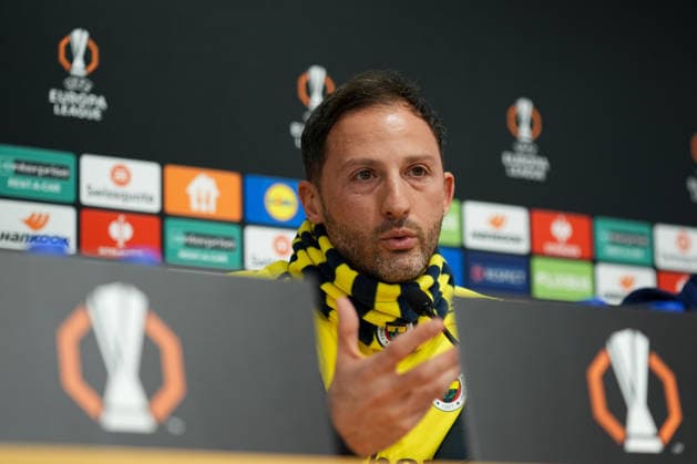 Ahead of Fenerbahce v Aston Villa - UEFA Europa League ISTANBUL, TURKIYE - JANUARY 21: Head Coach of Fenerbahce Demonico Tedesco makes a speech during the press conference, PK, Pressekonferenz ahead of the UEFA Europa League match between Fenerbahce and Aston Villa at Samandira Can Bartu Facilities in Istanbul, Turkiye on January 21, 2026. Adem Kutucu Anadolu Istanbul Turkey. Editorial use only. Please get in touch for any other usage.  Copyright: x2026xAnadoluxAdemxKutucux